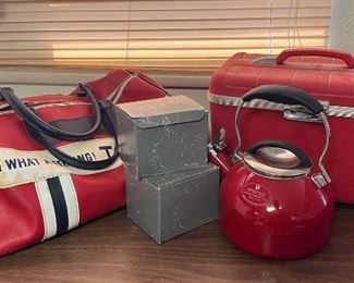 SJP210- Vintage Carry Bag,Cosmetic Case & Chantel Kettle