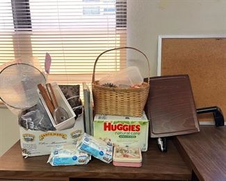 SJP217- Mystery Household Goods Lot