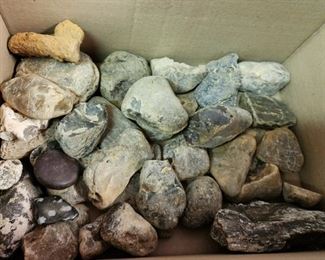 SJP219 Rocks And Agates 