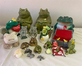 SJP532- Decorative Frogs