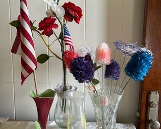 SJP605- Vintage Glass Vases & Faux Flowers