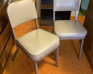 SJP637 Pair Of Vintage Metal Framed Chairs