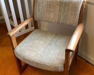 SJP649 Wooden Frame Armchair 