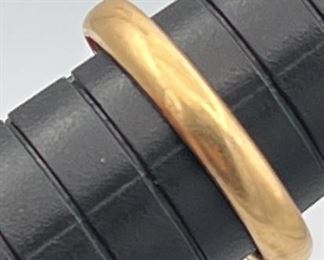 SJP903-18k Yellow Gold Domed Comfort Ring