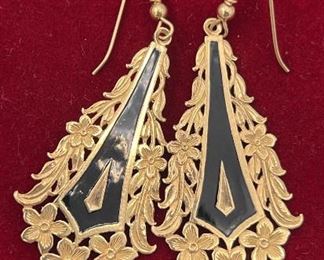 SJP914-Gorgeous 14k Gold Hawaiian Earrings