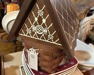 Longaberger Gingerbread House Basket  NIB