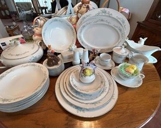 Royal Court China "Blue Fantasy"