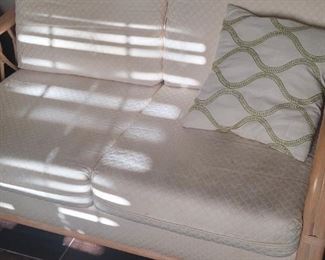 Fabric love seat in very good condition