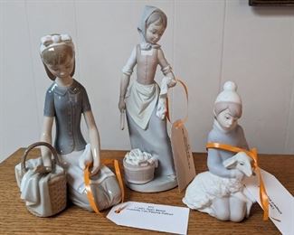 Lladró Spain #4909 Jovencita Con Paloma Retired                   Lladró Spain Shepard Boy Retired                                                          NAO Spain #186 Matte Pequeña Lavendera