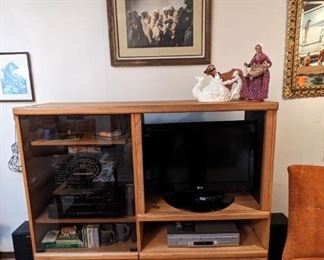 Wambo Fine Furniture Entertainment Center                          TV, CD Player and Other Electronics 