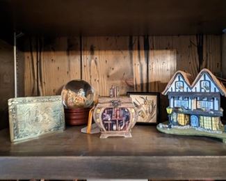 Music Boxes Reuge Switzerland, Frederick the Literate Purr-fect Places and Others