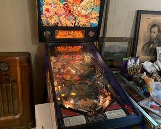 Tales of the crypt pinball machine in good working order 