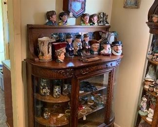 Stunning early display cabinet in excellent condition