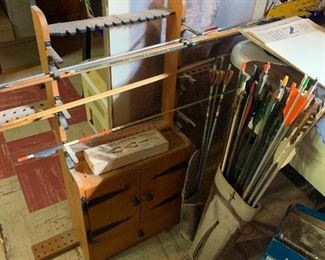 Vintage arrow display shelf 