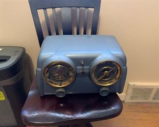 Crosley radio