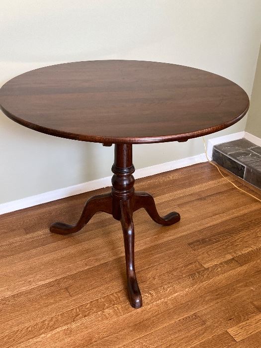 Antique tilt table