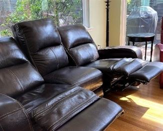 Dual recliners