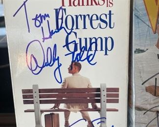 TOM HANKS, SALLY FIELDS & GARY SINESE SIGNED "FORREST GUMP" VHS!!