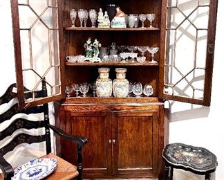 0x English oak corner cupboard with ivory escuchons 