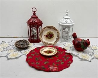 Christmas Cardinals Lanterns