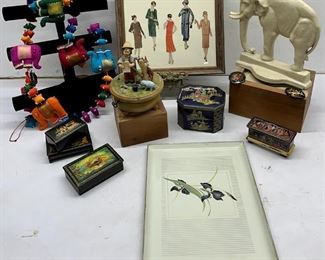 Eclectic Vtg Collectibles Decor