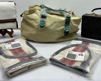 Womens Totes And More