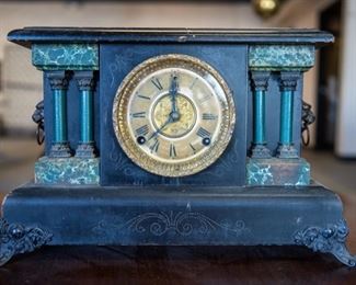 Mantle Clock