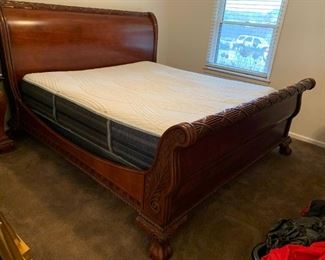 #4	King Sleigh Bed w/carvings AICO 	 $250.00 			
		
