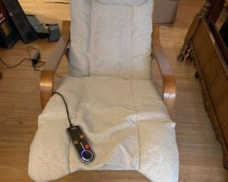 #35	Silvox Massaging/Full Body by areas, heat, kneading rocker w/remote 	 $150.00 			
