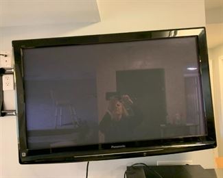 #39	Panasonic 42" Wall Mounted TV -    TC42px24 - You Remove from wall	 $75.00 			
