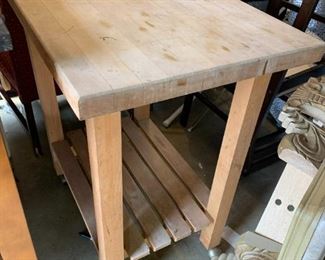 #139	Butcher Block Island - 20x30x34	 $75.00 			
