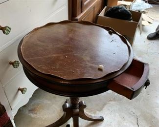 #151	Round Pedestal Table w/1 drawer - 21x28  (as is finish)	 $30 			
