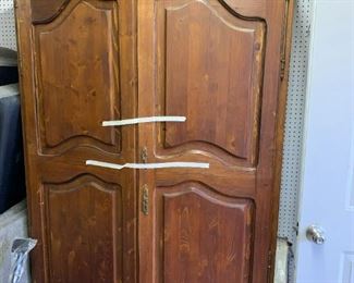#189	Wood Armoire (as is) 46x24x29	 $20.00 			
