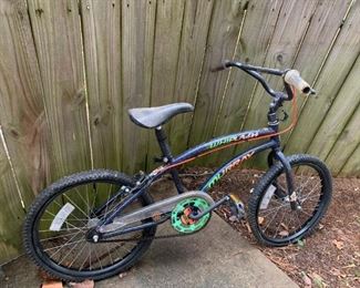 #209	Whiplash Children's Bike 19 Inch Wheels	 $20.00 			
