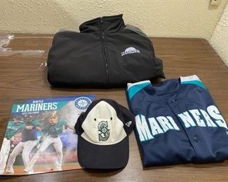 Seattle Mariners MLB Insiders Club Jacket Jersey Hat 2023 Calendar