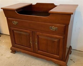 Cherry Monitor Dry Sink