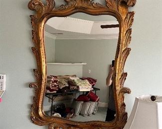 Sorry, this mirror is not available. Homeowner decided to keep it. !