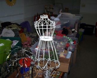 WIRE DRESS FORM & MORE HOLIDAY ITEMS