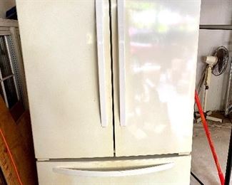 Kenmore Elite Side by Side Refrigerator 