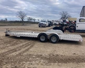 2011 Tommy’s Aluminum Trailer 23’ Long Nice Trailer. 