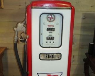1954 +/- Restored Gas Pump - ORIGINAL