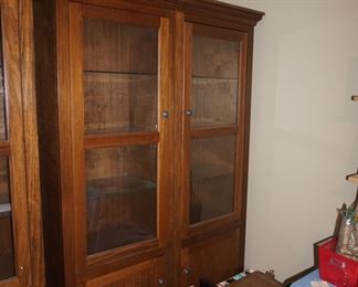 office supplies, display cabinets