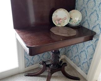 1940s fliptop card table