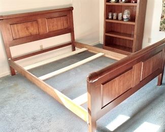 Farmhouse Queen Bed