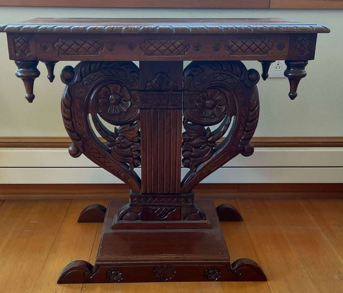 017 Victorian Style Library Table
