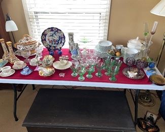 VERY NICE GLASS WARE