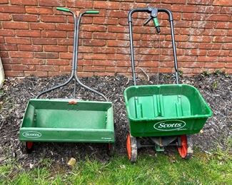 Lawn seeders 