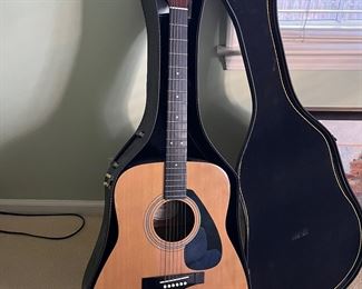 Yamaha guitar 