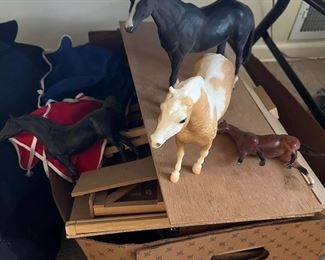 Vintage Breyer horses with barn