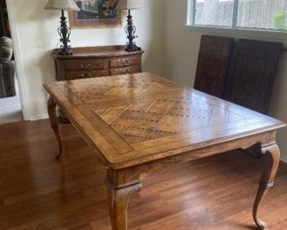 DREXEL HERITAGE CHATHAM OAKS RUSTIC COUNTRY DINING TABLE WITH 2 LEAVES